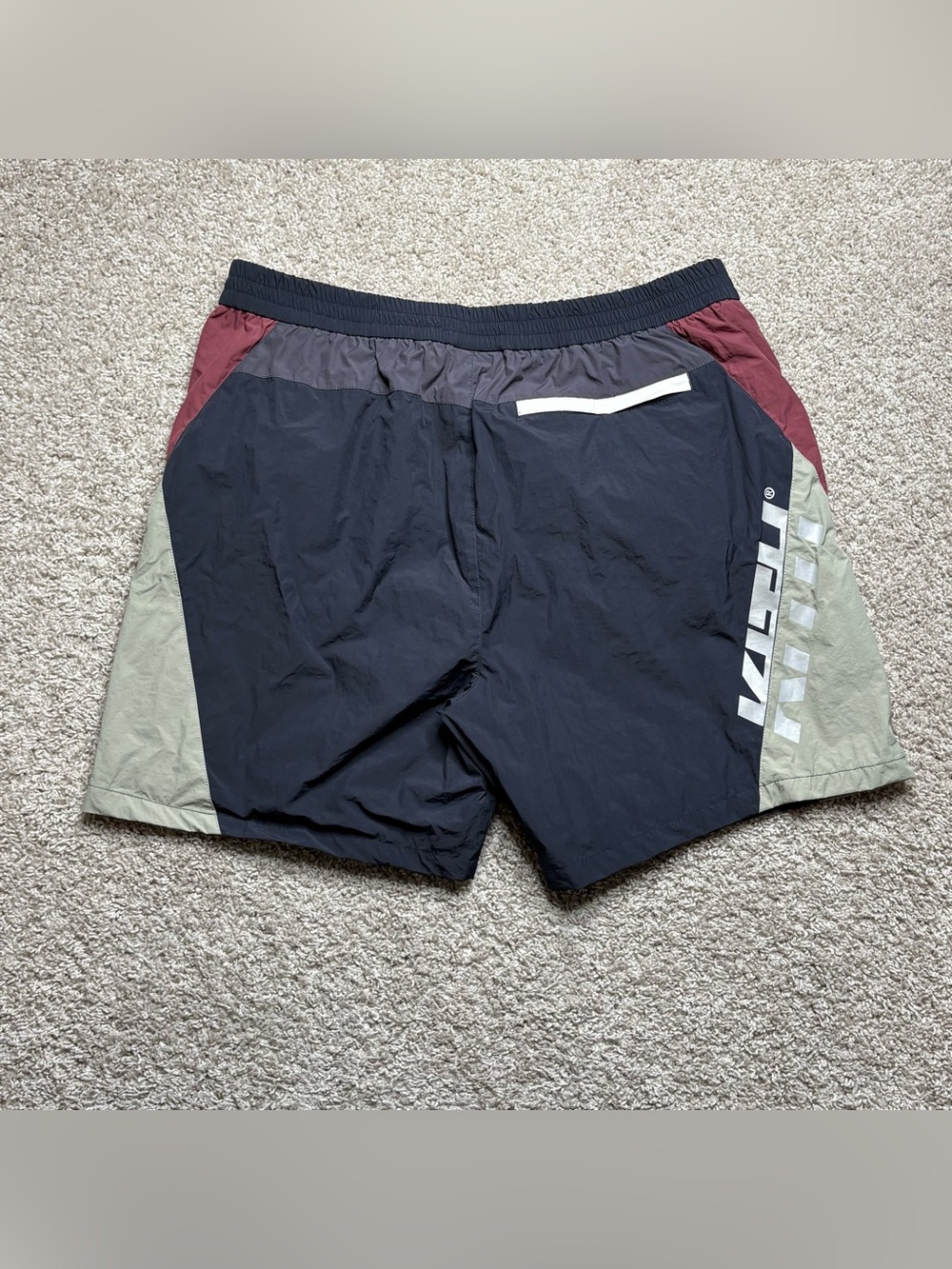 KITH Colorblock Shorts - Picture 2 of 4